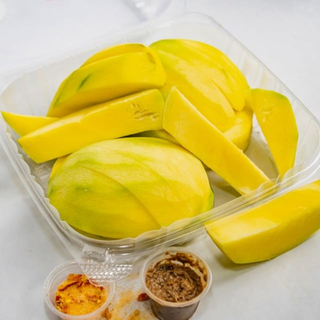 Mangos - Precut Box (Kent).